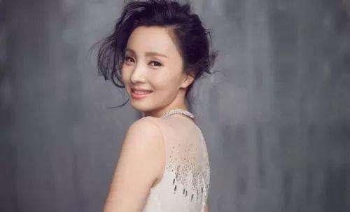 陶虹吃瓜小表妹视频,揭秘娱乐圈幕后故事